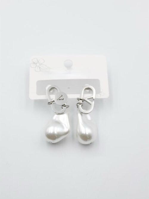 Silver inci sallantılı küpe