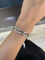 Silver renk taş detaylı bileklik