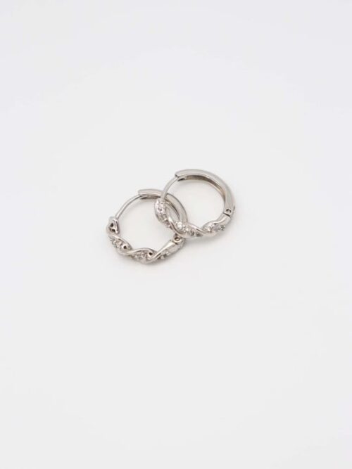 Silver renk taş detaylı burgu küpe(15mm)