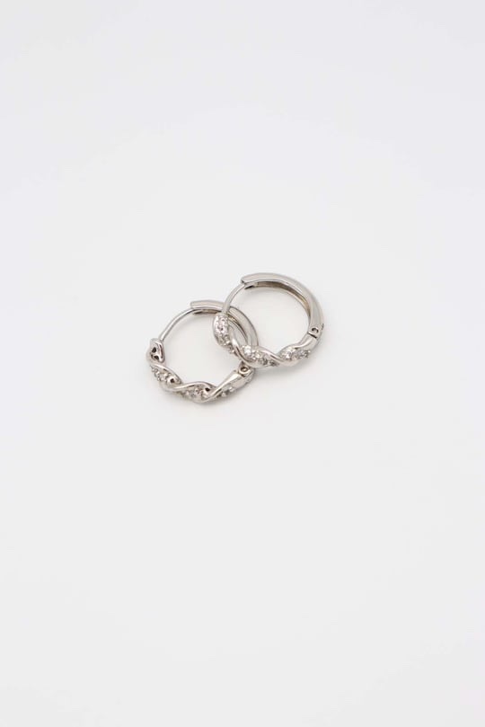 Silver renk taş detaylı burgu küpe(15mm)