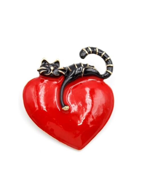 Kırmızı kalp broş