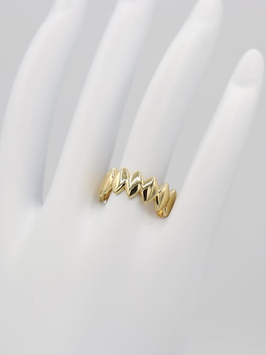 Gold renk düz tırtıklı yüzük