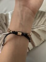 Gold renk kare taşlı ipli bileklik