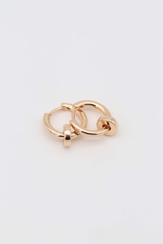 Gold renk ucu halka detaylı halka küpe (15mm)