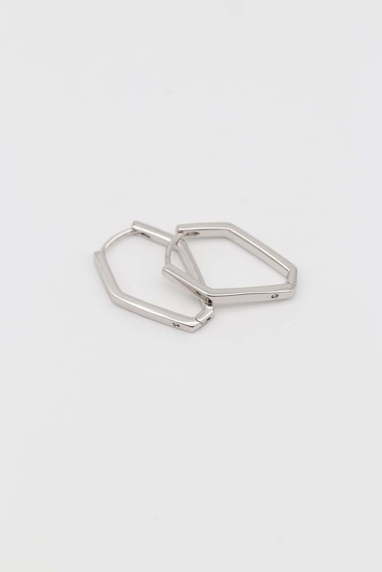 Silver renk köşeli v küpe (22mm)