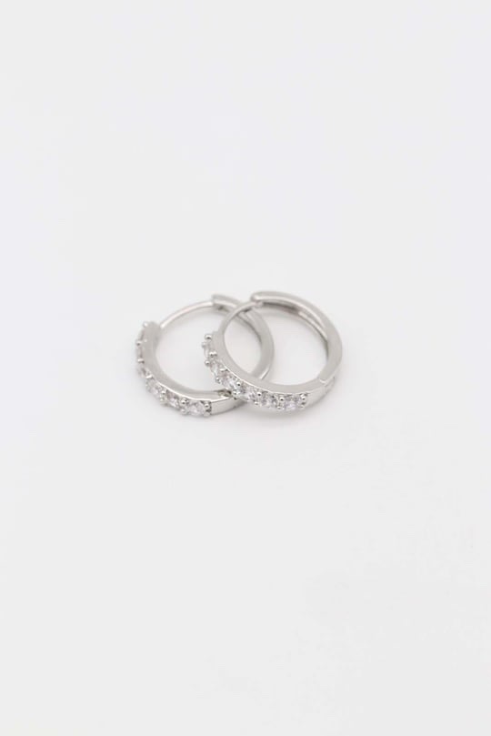 Silver renk taşlı halka küpe (17mm)