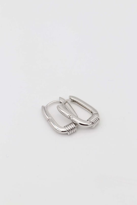 Silver renk u küpe