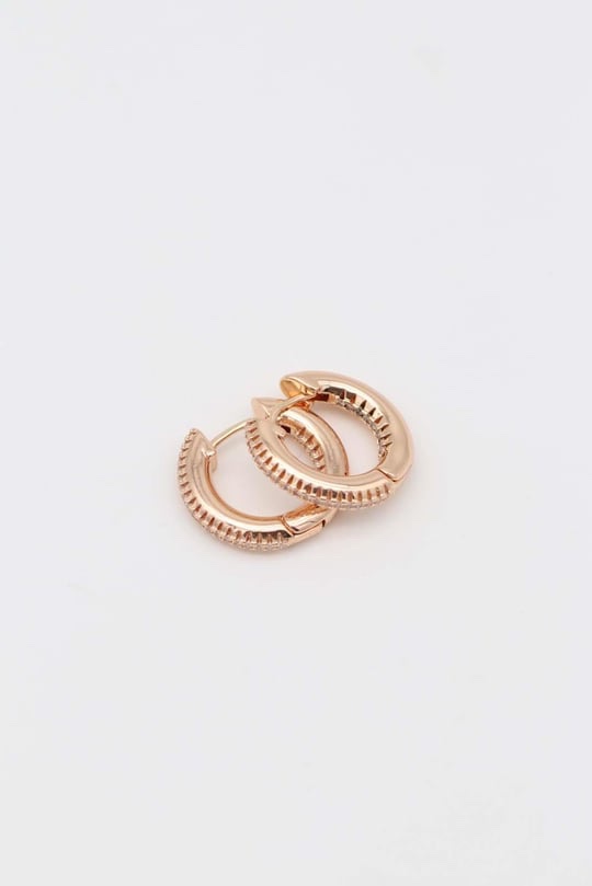 Gold renk taş detaylı halka küpe(17mm)