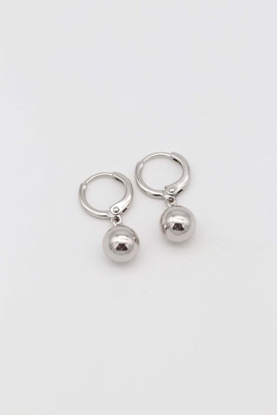 Silver renk top sallantılı halka küpe(22mm)