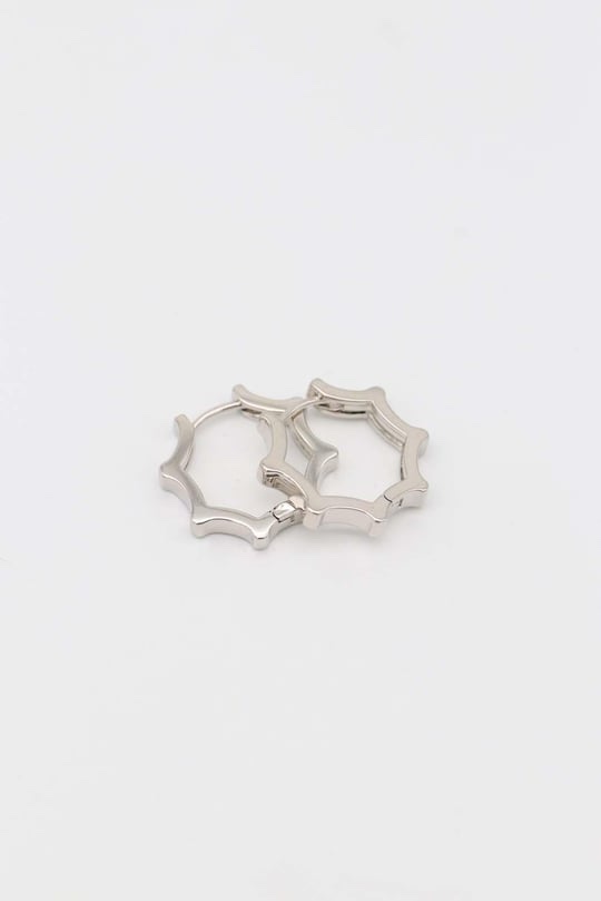 Silver renk köşeli halka küpe(20mm)