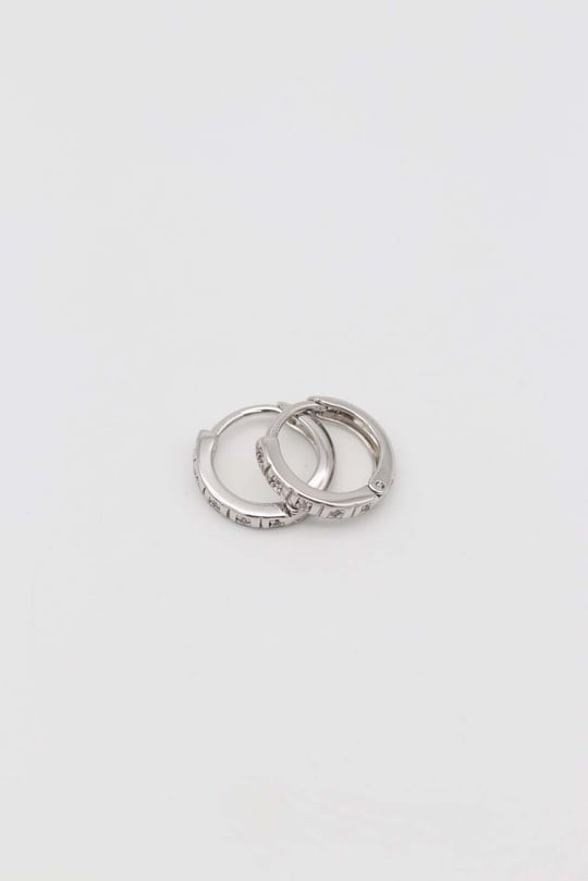 Silver renk taş detaylı halka küpe(12mm)