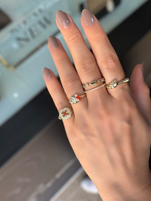 Gold renk ince renkli taşlı yüzük (ayarlanabilir)