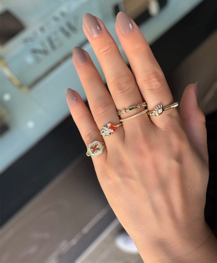 Gold renk ince renkli taşlı yüzük (ayarlanabilir)
