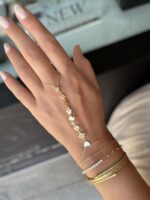 Gold renk figürlü şahmeran bileklik