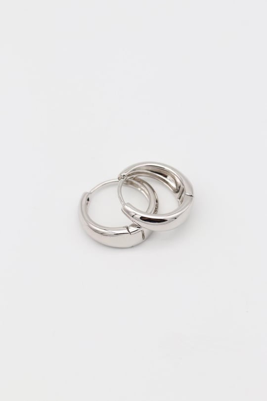 Silver renk bombeli halka küpe (20mm)