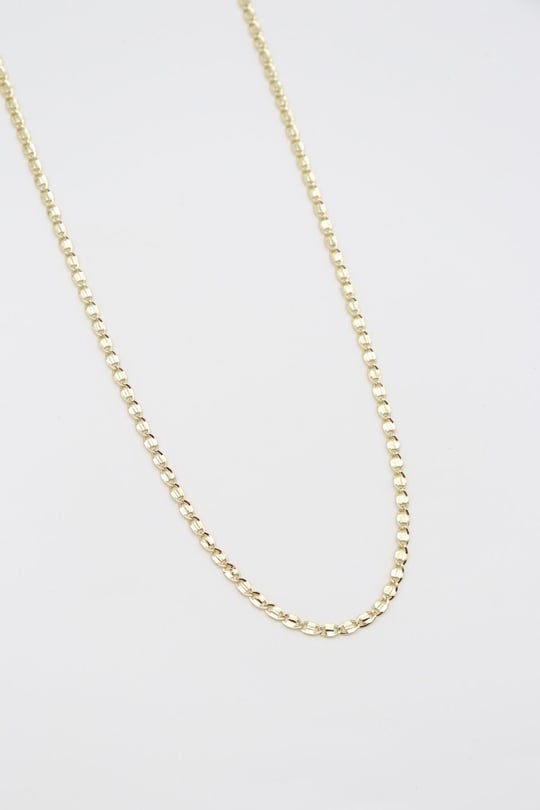 Gold renk içiçe geçmiş ince zincir (45cm )