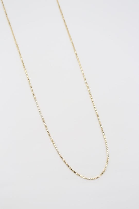 Gold renk ara ara buruk detaylı zincir kolye (60cm)