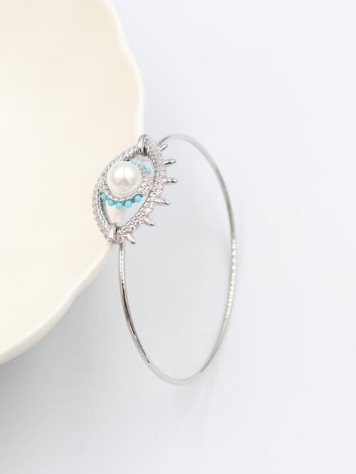 Silver renk inci detaylı göz kelepçe bileklik