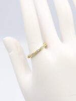Gold renk ara ara taşlı yüzük (ayarlamalı)