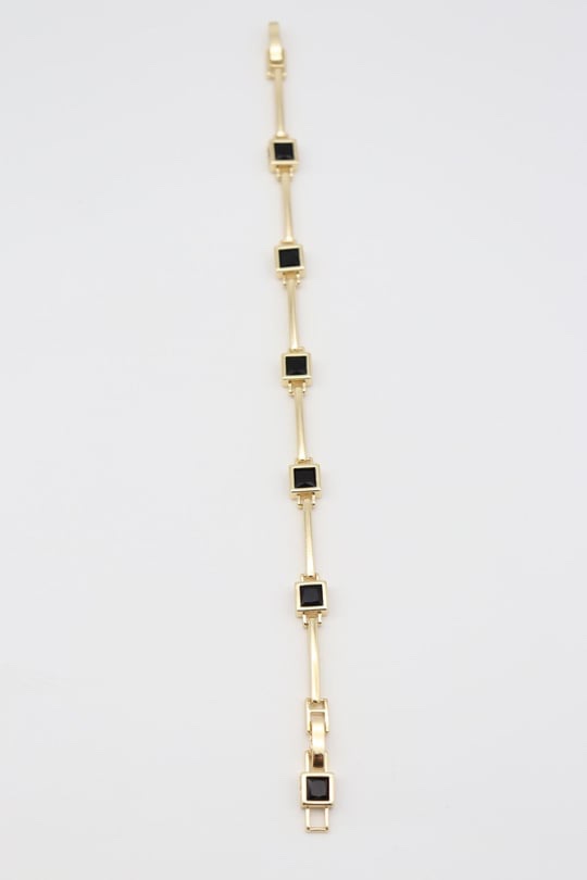 Gold renk siyah kare taşlı bileklik