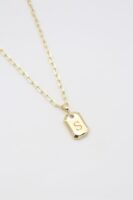 Gold renk S harf kolye