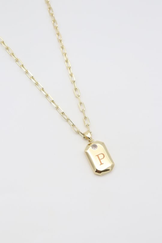 Gold renk P harf kolye