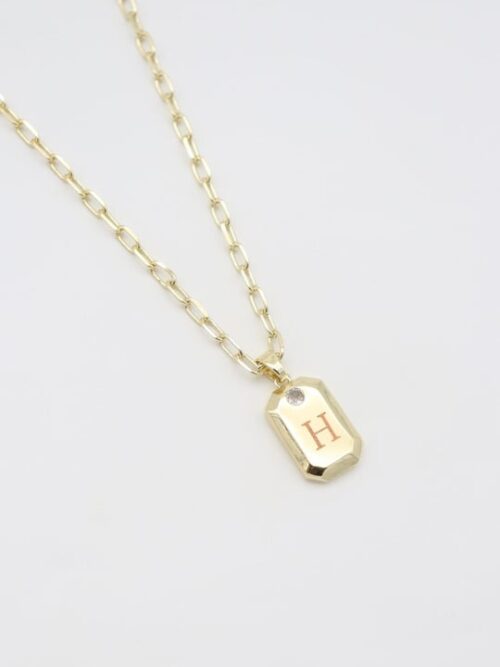 Gold renk H harf kolye