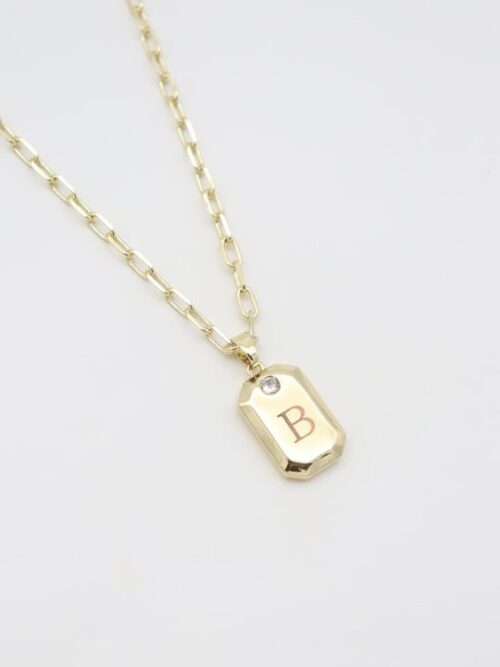 Gold renk B harf kolye