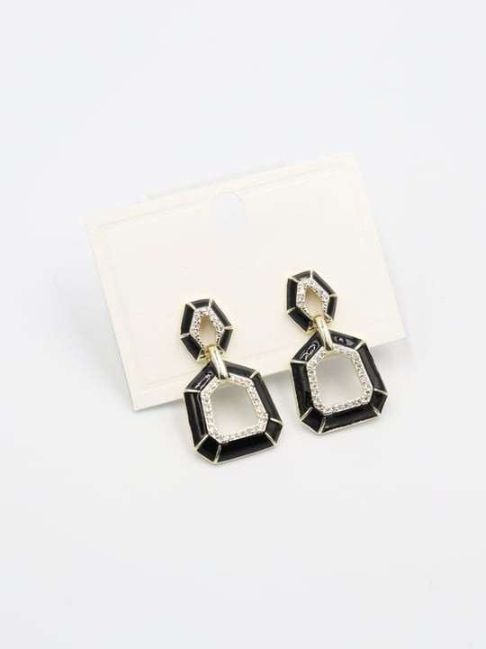 Gold renk siyah mineli sallantılı küpe