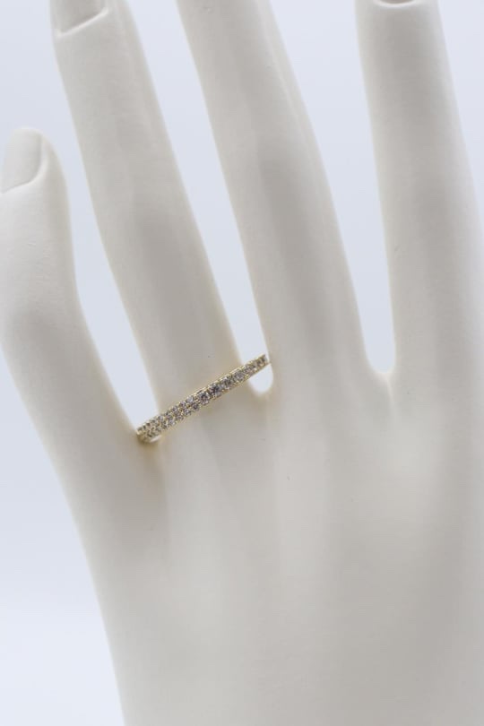 Gold renk sıra taşlı yüzük