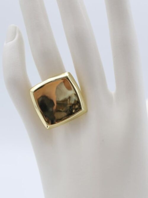 Gold renk kare plaka yüzük