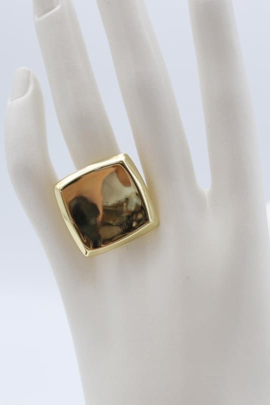 Gold renk kare plaka yüzük