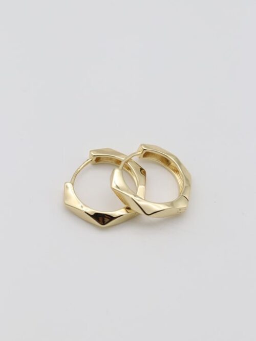 Gold renk köşeli desenli halka küpe (20mm)