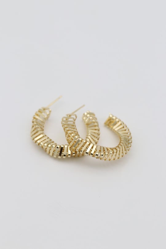 Gold renk sarmal plaka halka küpe (30mm)