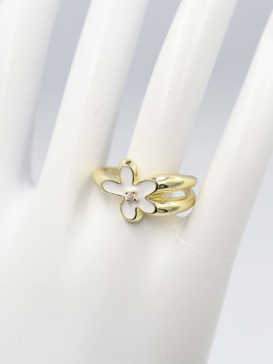 Gold renk beyaz mineli çiçek yüzük