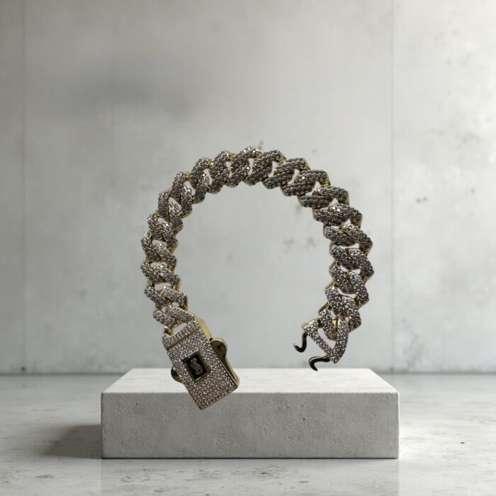 Gold renk taşlı gurmet bileklik