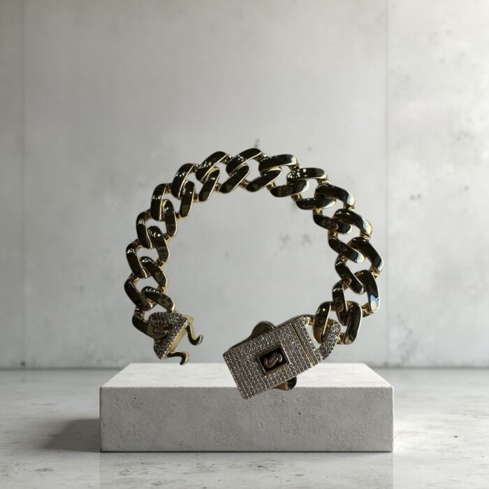 Gold renk düz gurmet bileklik