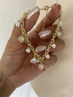 Gold renk inci sallantılı bileklik