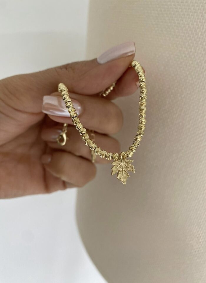 Gold renk dorika yaprak sallantılı bileklik