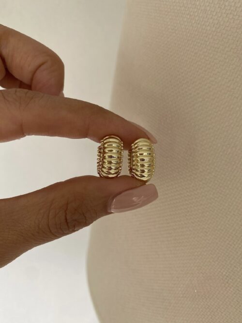 Gold renk tırtıklı halka küpe