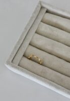 Gold renk mini baget taşlı yüzük (ayarlamalı)