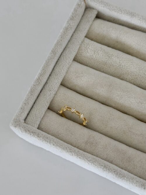 Gold renk mini baget taşlı yüzük (ayarlamalı)