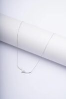 Silver renk inci detaylı ince kolye