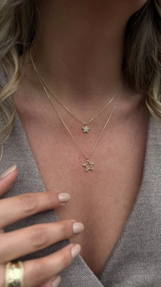 Gold renk yıldız kombinli kolye