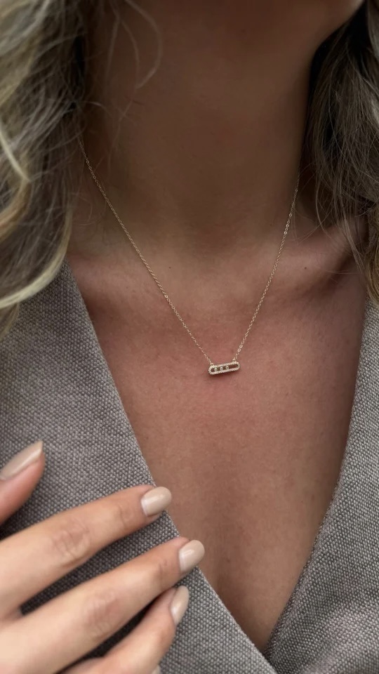 Gold renk tasarım uçlu kolye