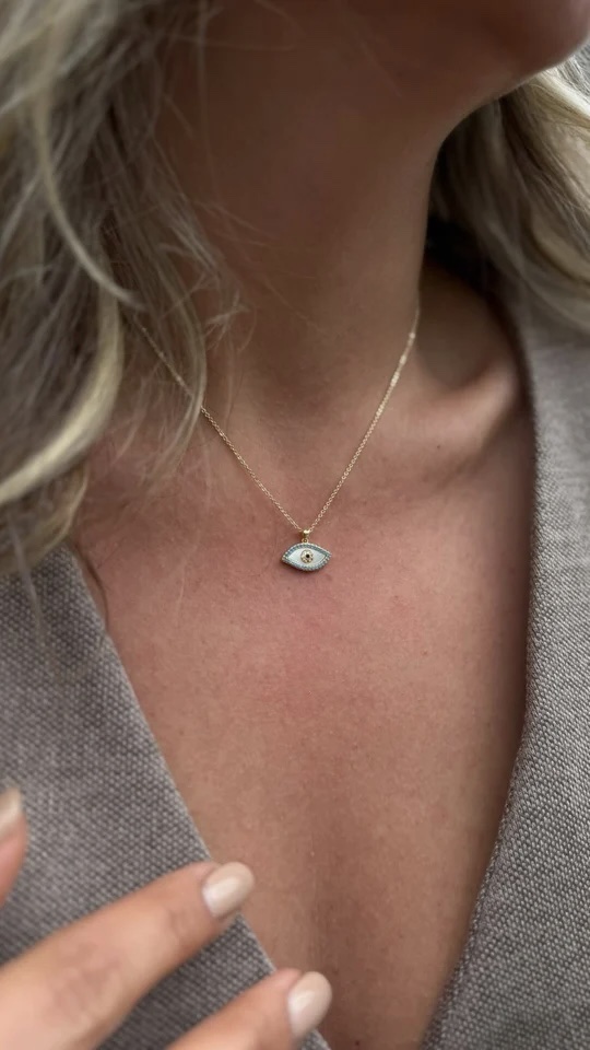 Gold renk göz uçlu zarif kolye