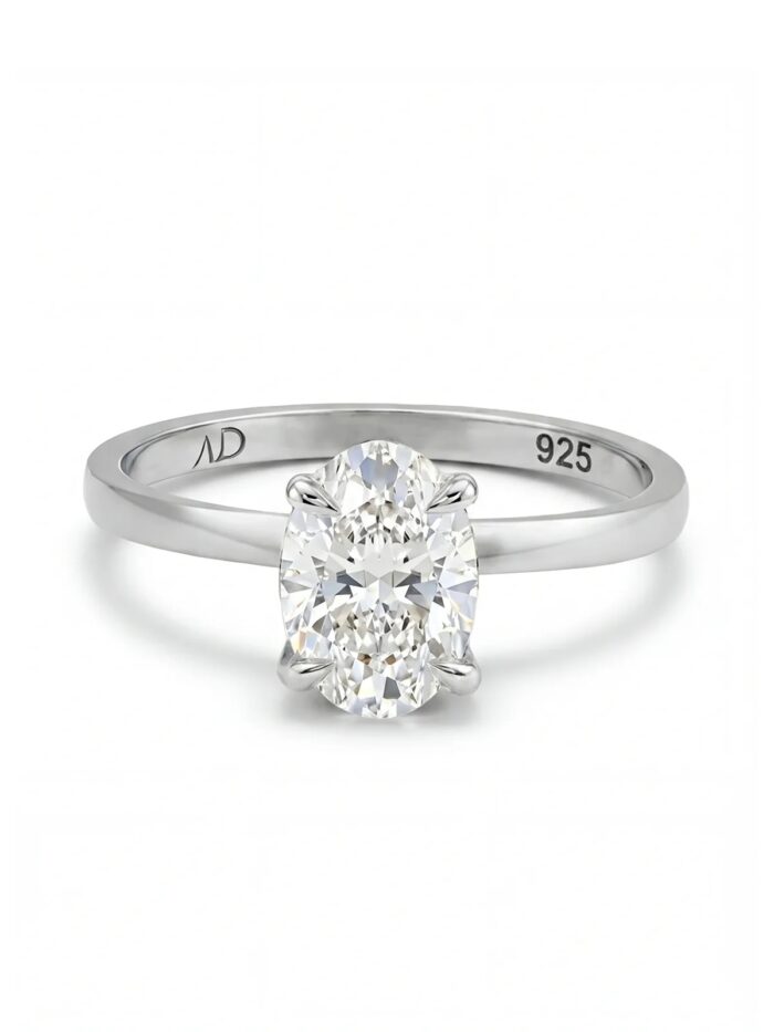 1.2CT | Oval Kesim Yüzük
925 Gümüş
Pırlanta montür ve işçiliğiyle üretilmiştir