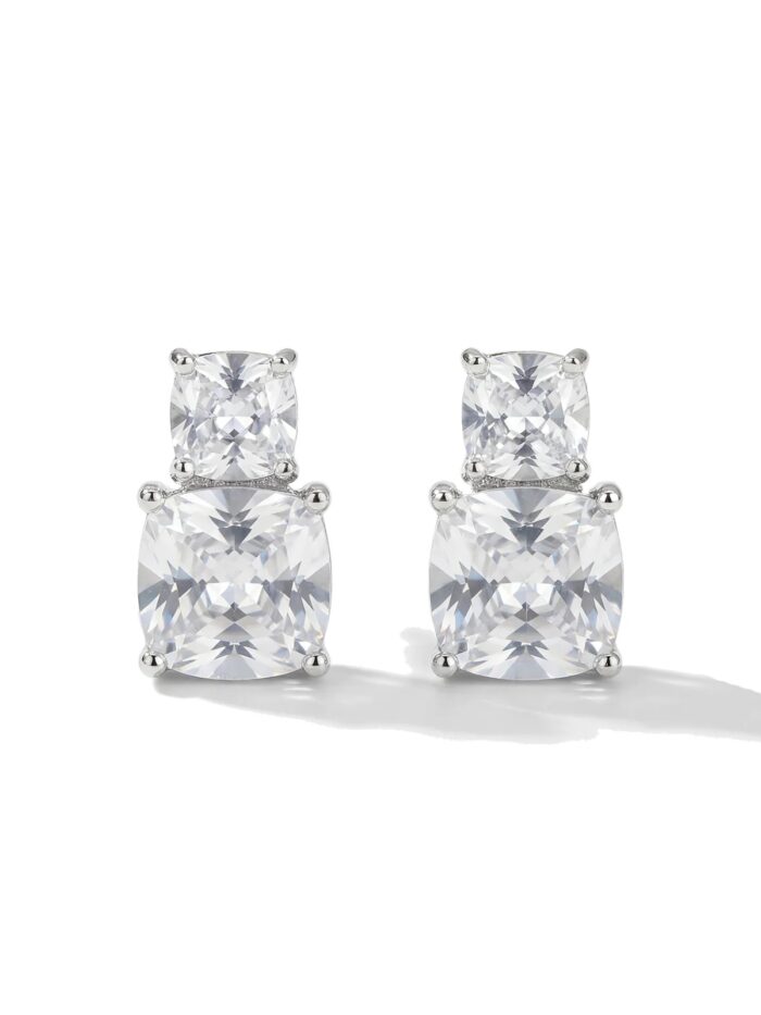 Silver renk taşlı küpe