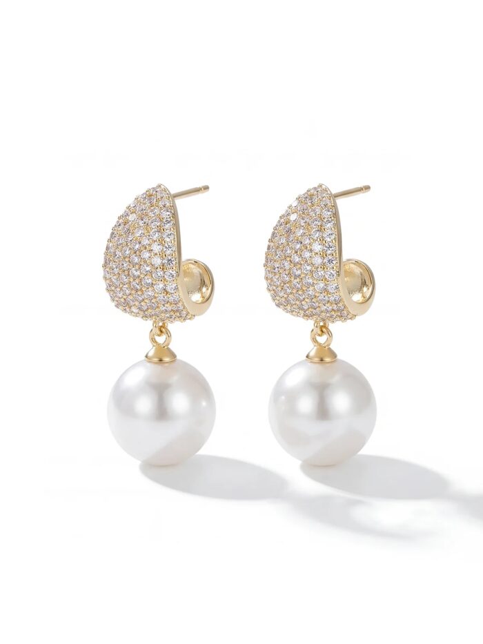 Gold renk taşlı inci sallantılı küpe