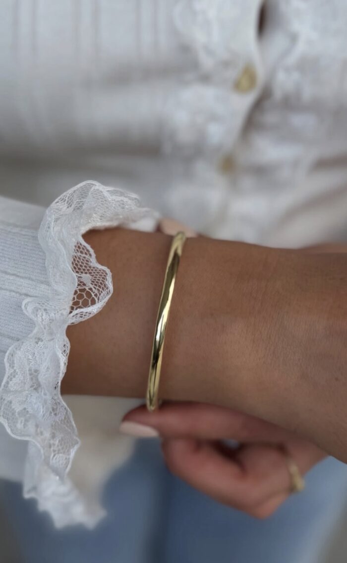 Gold renk ajda kelepçe bileklik
